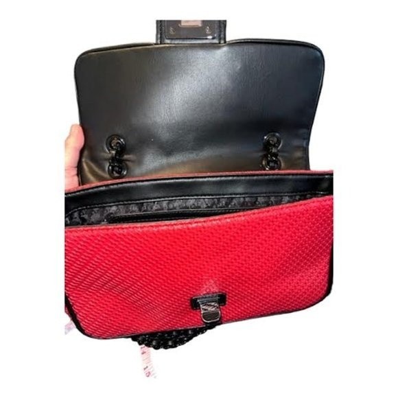 NWOT Karl Lagerfeld Agyness Shoulder Bag in Crimson Red - Picture 4 of 9